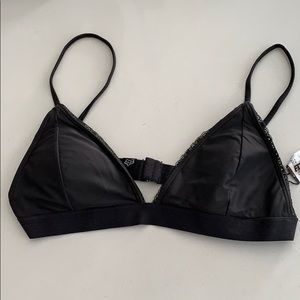 NWOT Fox Bikini Top